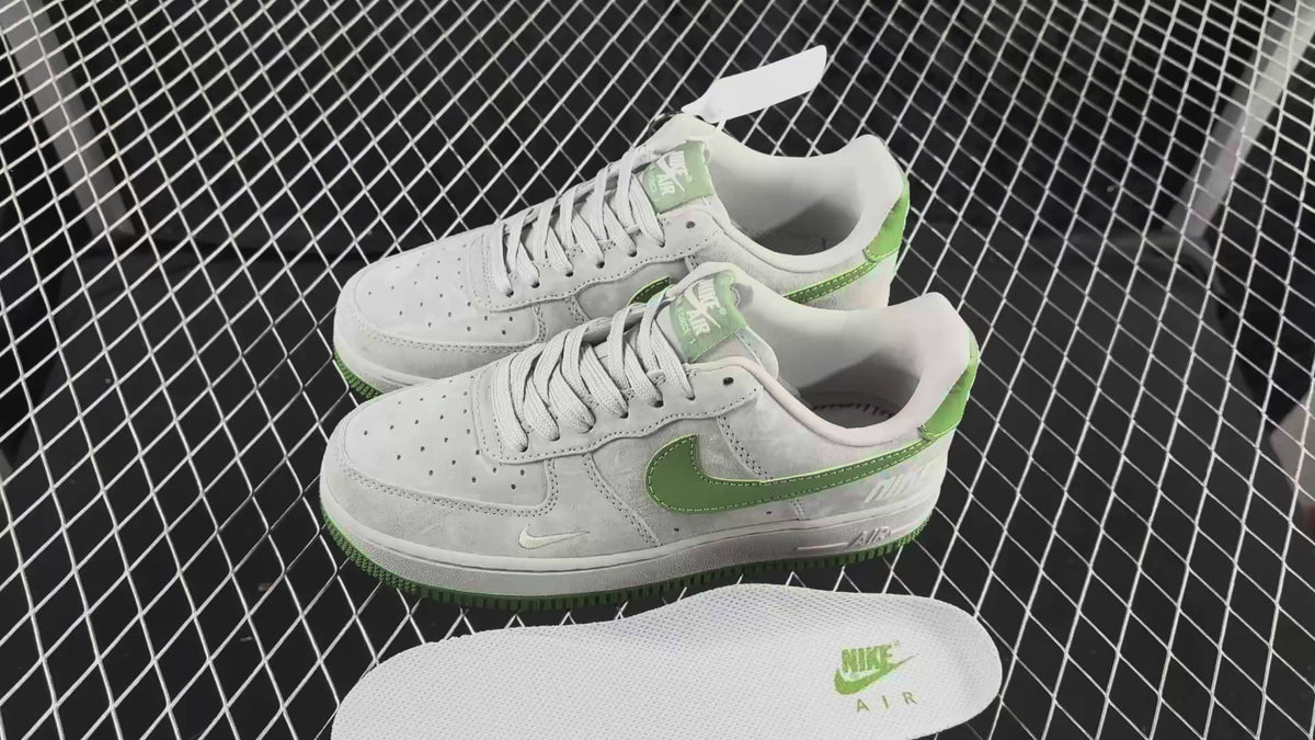 White & Sage Green Low-Top Sneakers | JL8888-011
