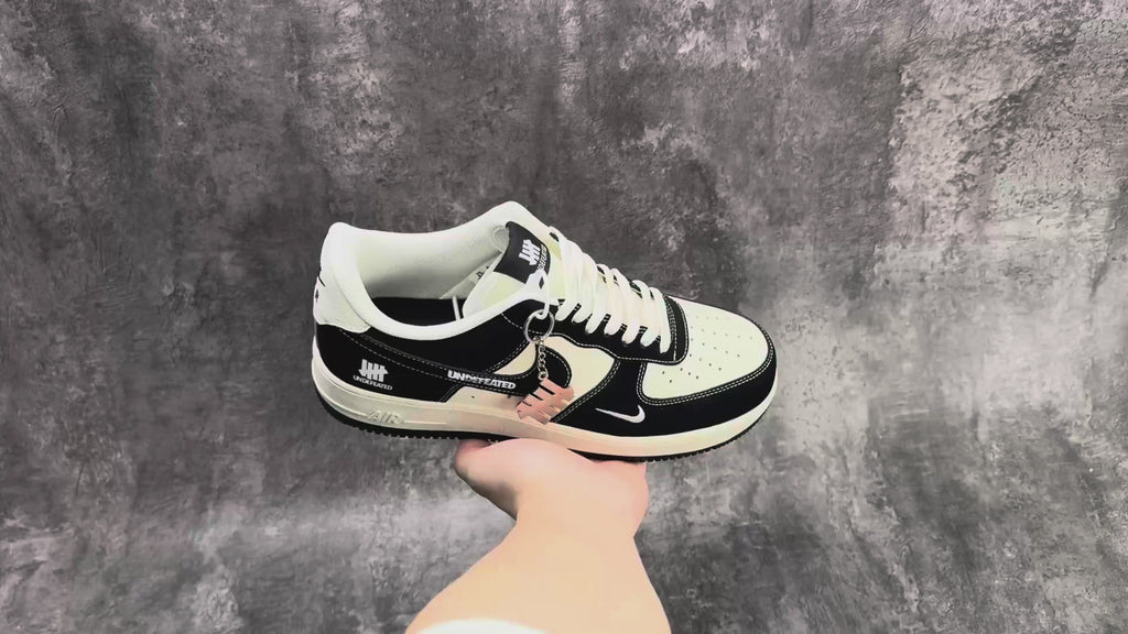 Air Jordan 1 Low AJ1 Black White & Grey Sneakers with Patterned Laces, Retro Low-Top Casual Streetwear Shoes