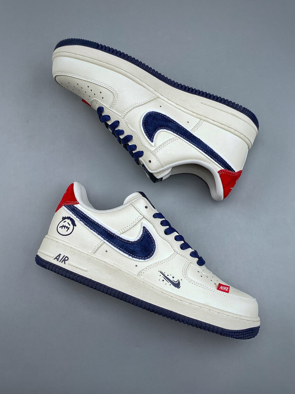 Nike Air Force 1 ’07 Low White, Navy & Red
