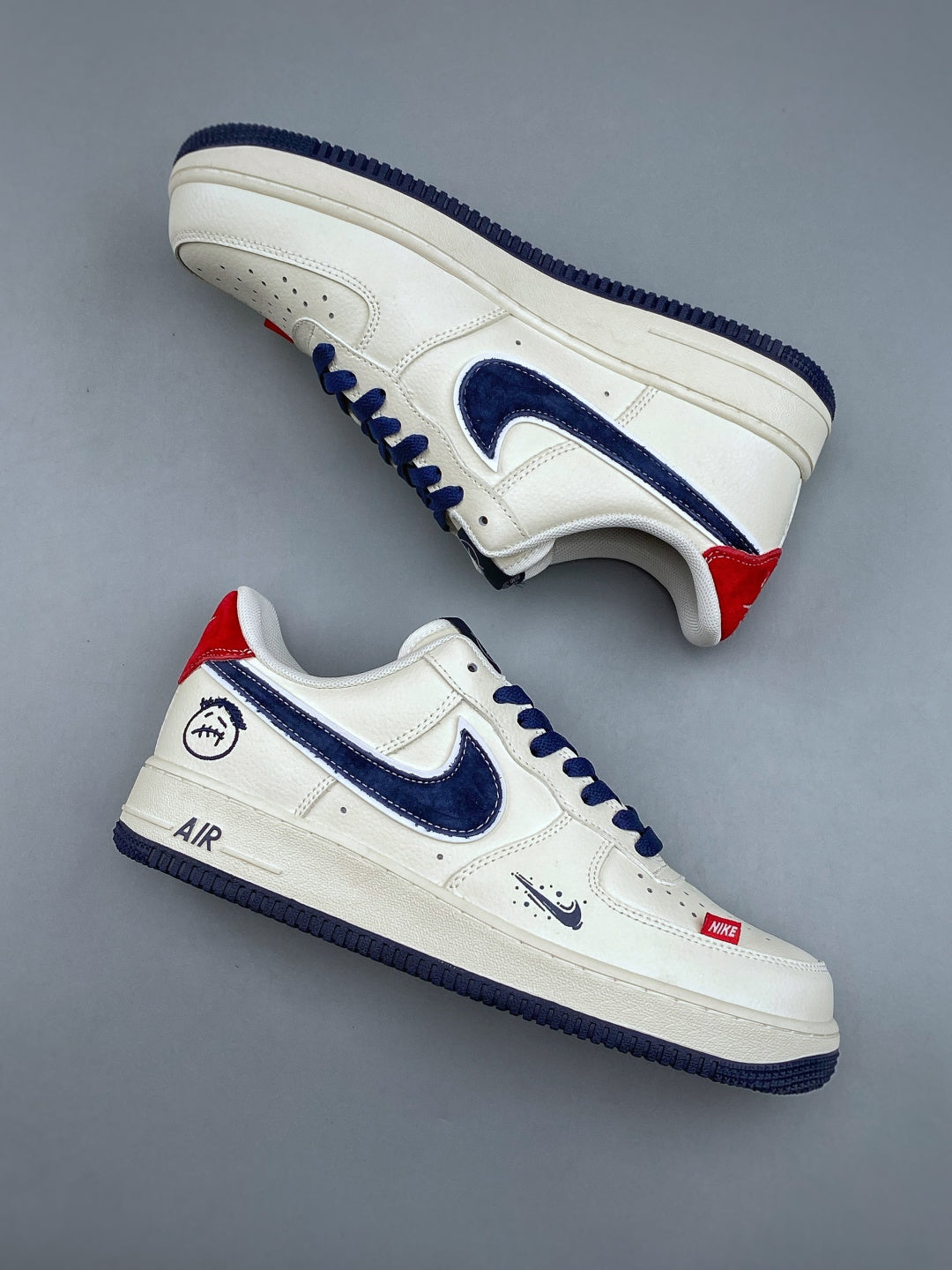 Nike Air Force 1 ’07 Low White, Navy & Red