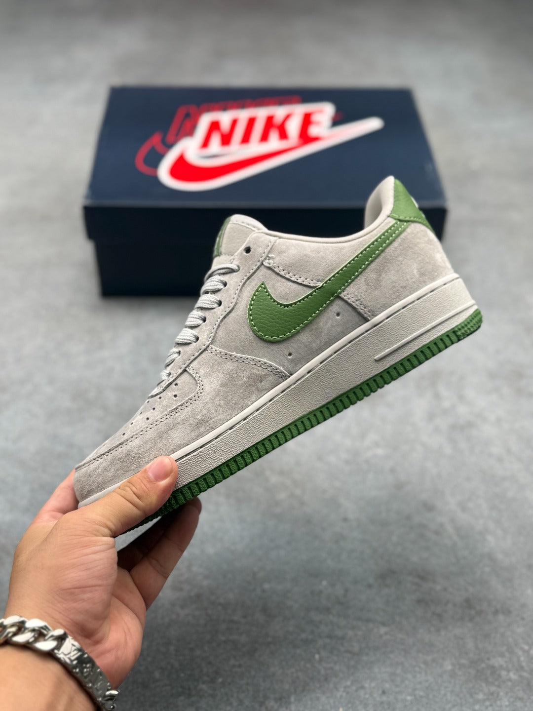 Nike Air Force 1 Low Grey & Sage Green