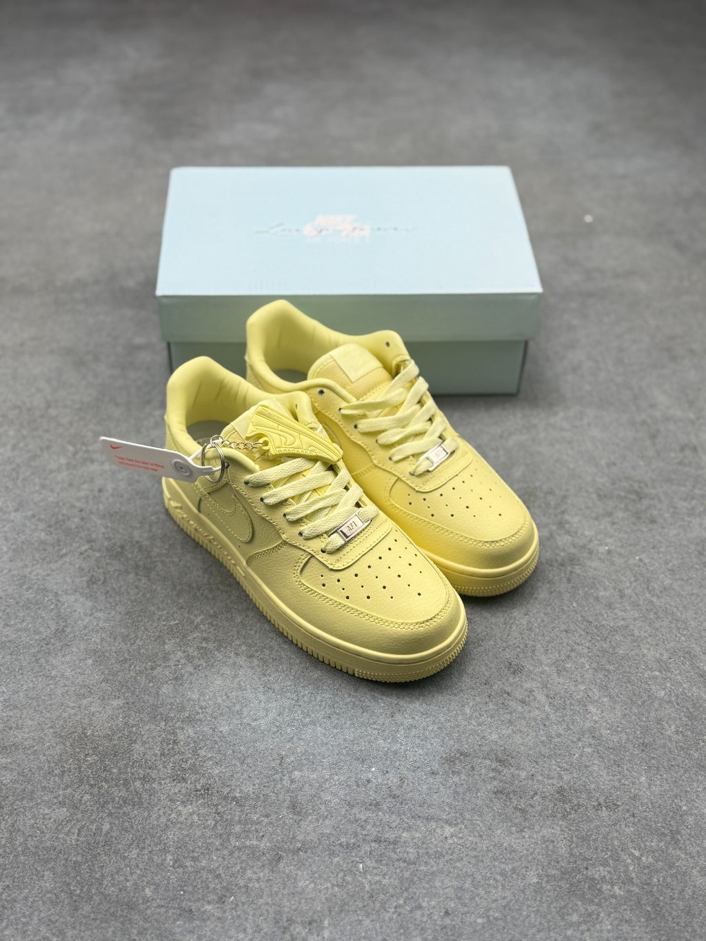 Nike Air Force 1 ’07 Low Pastel Yellow