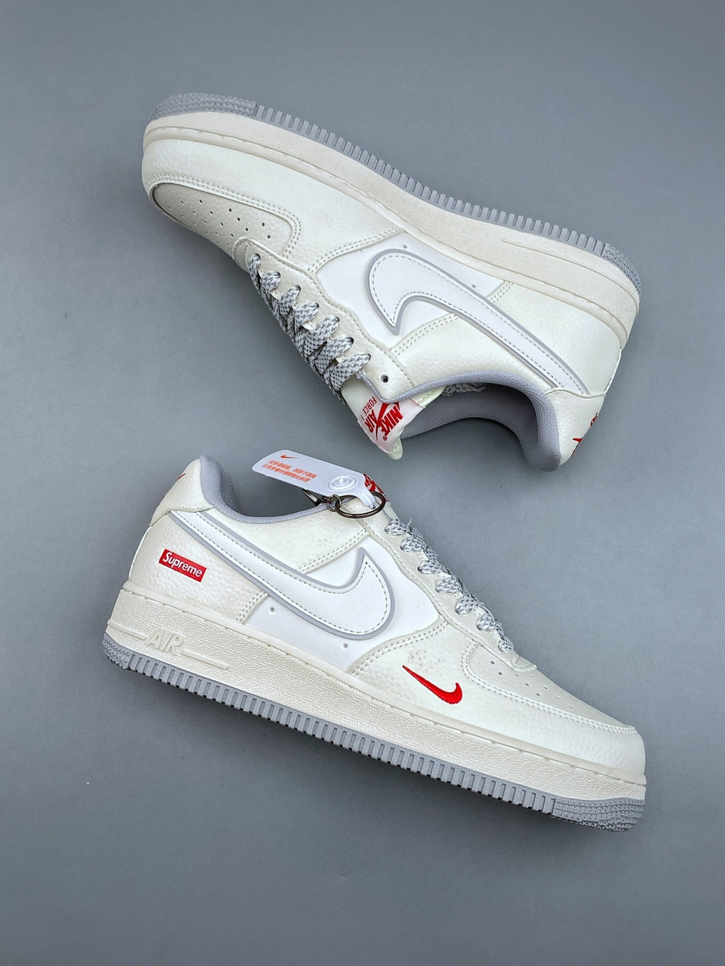 Nike Air Force 1 ’07 Low White & Red Accents
