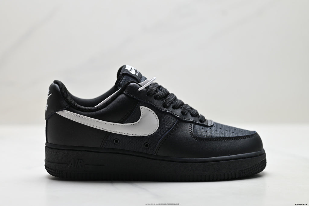 Nike Air Force 1 ’07 Low Black & White Sneakers, Lace-Up Retro Casual Streetwear Shoes