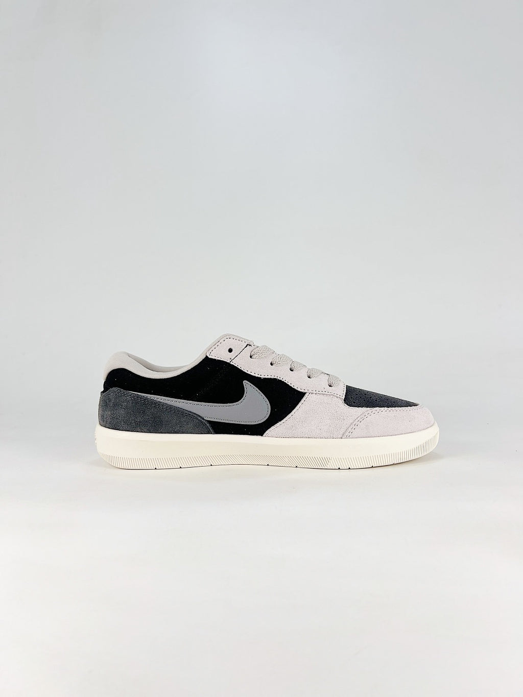 Nike SB Force 58 Black Grey & White Low-Top Sneakers, Retro Lace-Up Skate-Inspired Casual Shoes