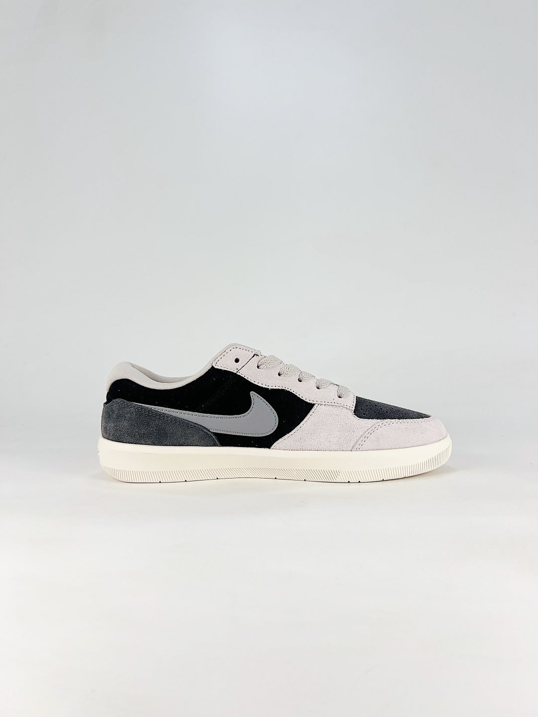 Nike SB Force 58 Black Grey & White Low-Top Sneakers, Retro Lace-Up Skate-Inspired Casual Shoes