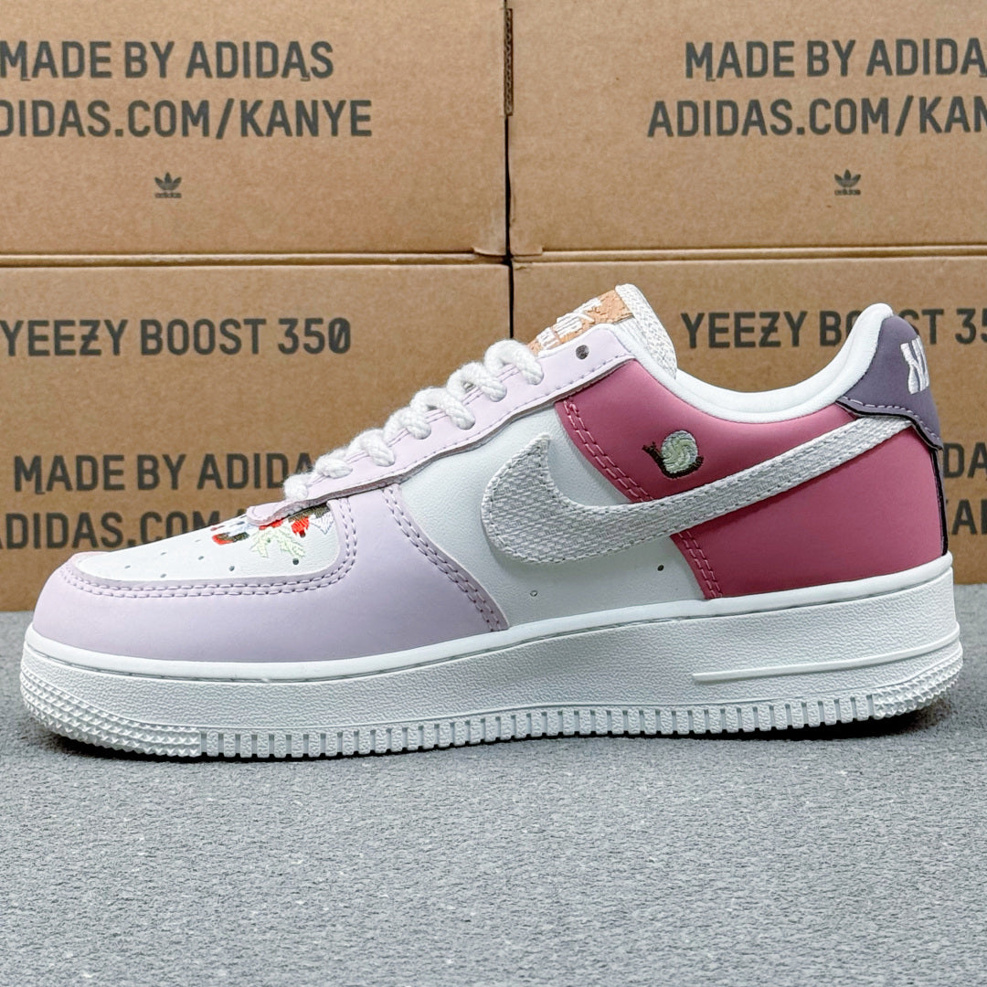 Nike Air Force 1 ’07 Low AF1 White & Pink Sneakers, Color Block Lace-Up Retro Casual Streetwear Shoes
