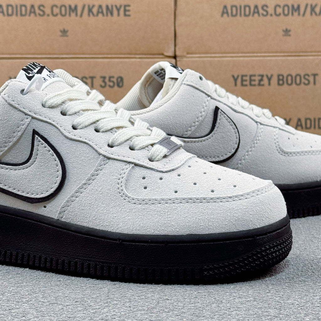 Nike Air Force 1 ’07 Low AF1 White & Black Sneakers, Black Outline Swoosh Retro Lace-Up Casual Streetwear Shoes