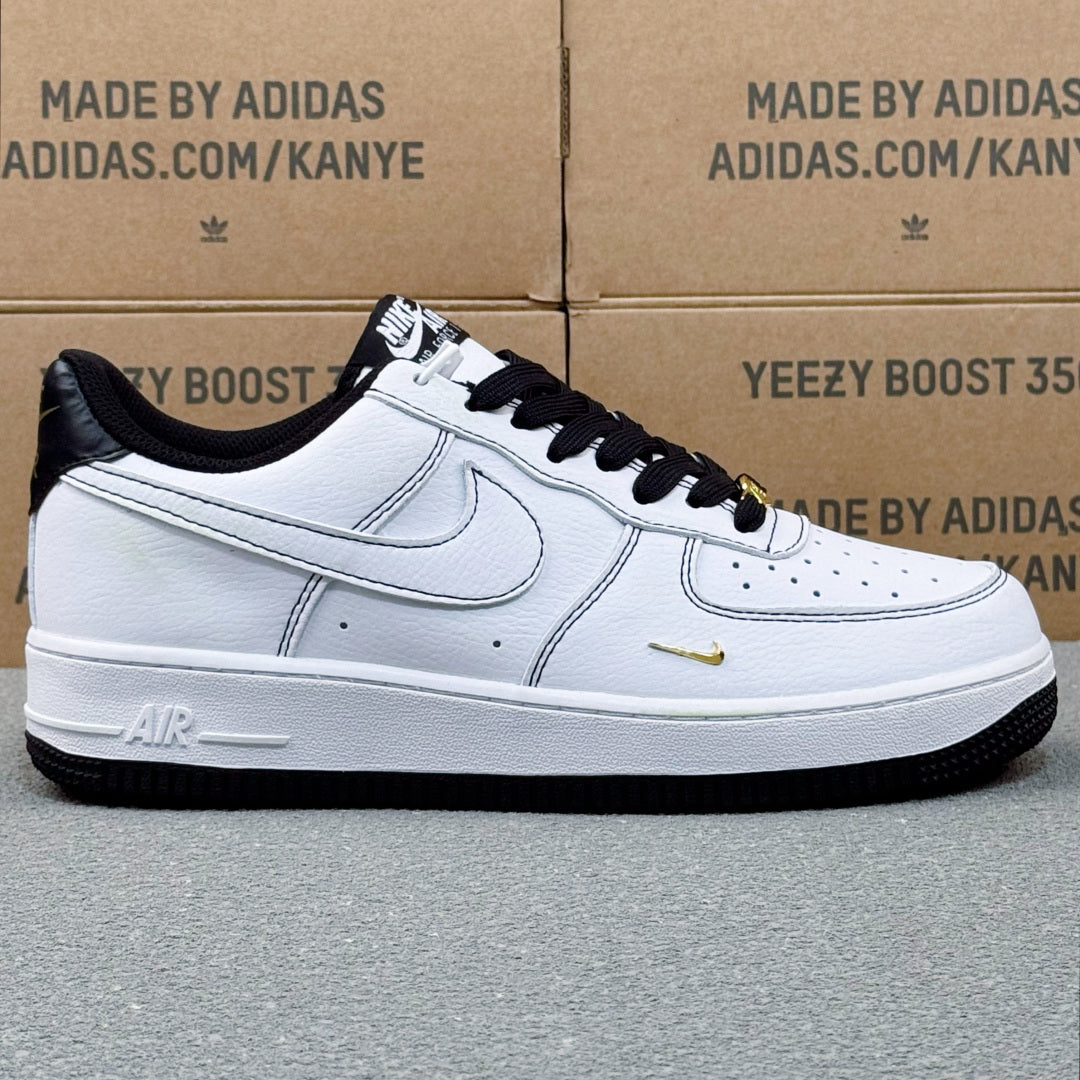 Nike Air Force 1 ’07 Low AF1 White & Black Sneakers with Mini Lime Swoosh, Retro Lace-Up Casual Streetwear Shoes