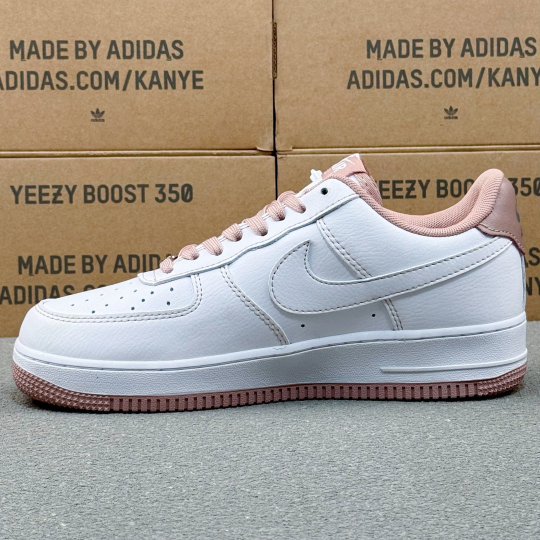 Nike Air Force 1 ’07 Low AF1 White & Dusty Pink Sneakers, Contrast Sole Lace-Up Retro Casual Streetwear Shoes