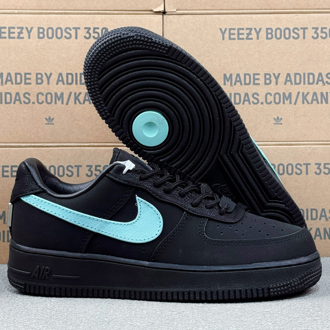 Nike Air Force 1 ’07 Low AF1 Black & Mint Green Sneakers, Contrast Swoosh Lace-Up Retro Casual Streetwear Shoes