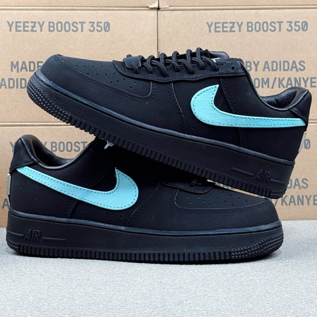 Nike Air Force 1 ’07 Low AF1 Black & Mint Green Sneakers, Contrast Swoosh Lace-Up Retro Casual Streetwear Shoes