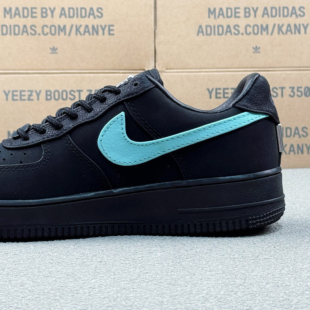 Nike Air Force 1 ’07 Low AF1 Black & Mint Green Sneakers, Contrast Swoosh Lace-Up Retro Casual Streetwear Shoes