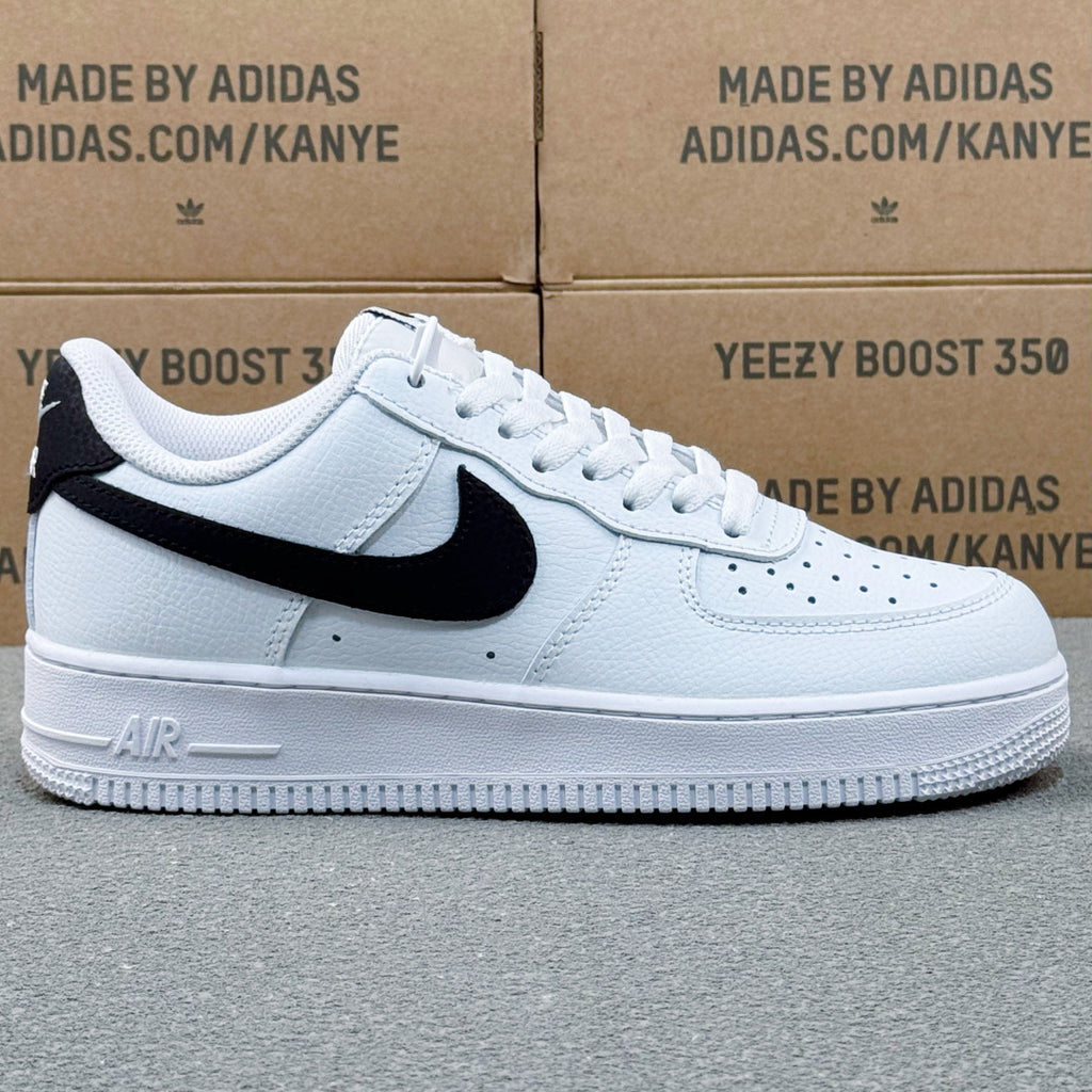 Nike Air Force 1 ’07 Low AF1 White & Black Sneakers, Black Swoosh Lace-Up Retro Casual Streetwear Shoes