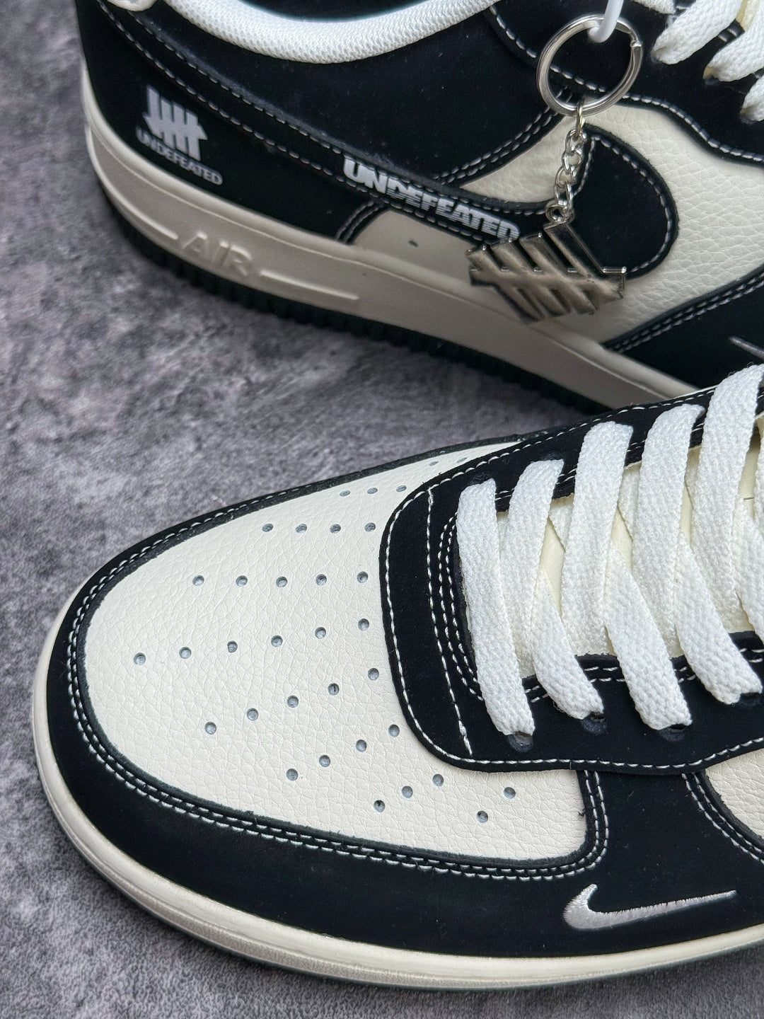 Air Jordan 1 Low AJ1 Black White & Grey Sneakers with Patterned Laces, Retro Low-Top Casual Streetwear Shoes