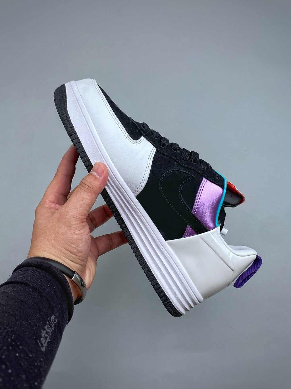 Nike Lunar Force 1 Black & White Zip Sneakers, Multicolor Accent Low-Top Lace-Up Streetwear Shoes