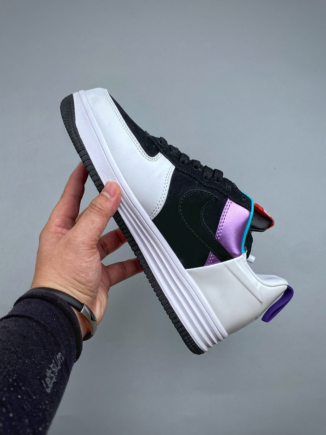 Nike Lunar Force 1 Black & White Zip Sneakers, Multicolor Accent Low-Top Lace-Up Streetwear Shoes