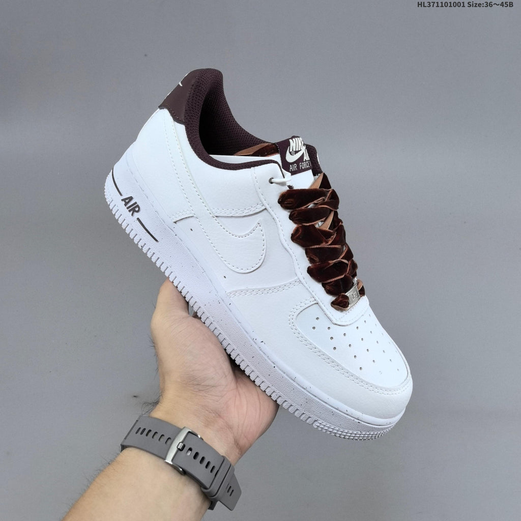 Nike Air Force 1 ’07 Low White & Black Sneakers with Brown Laces, Retro Low-Top Casual Streetwear Shoes