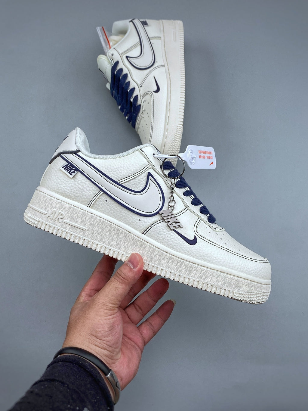 Nike Air Force 1 ’07 Low White & Black Outline Sneakers, Contrast Lace Details Retro Casual Streetwear Shoes
