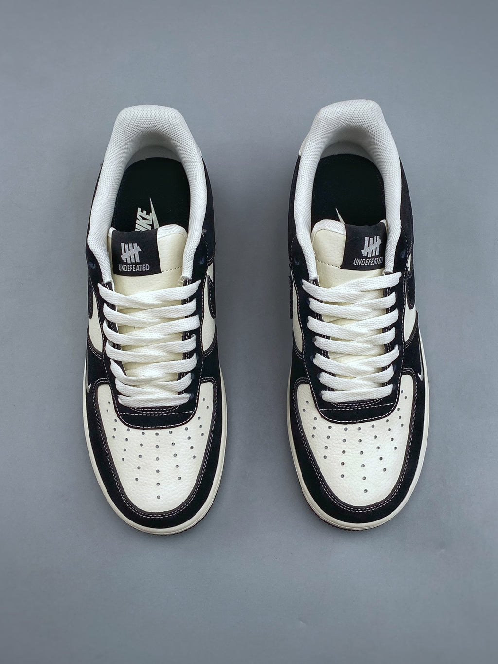 Nike Air Force 1 ’07 Low Black & White Color Block Sneakers, Contrast Swoosh Lace-Up Retro Casual Streetwear Shoes