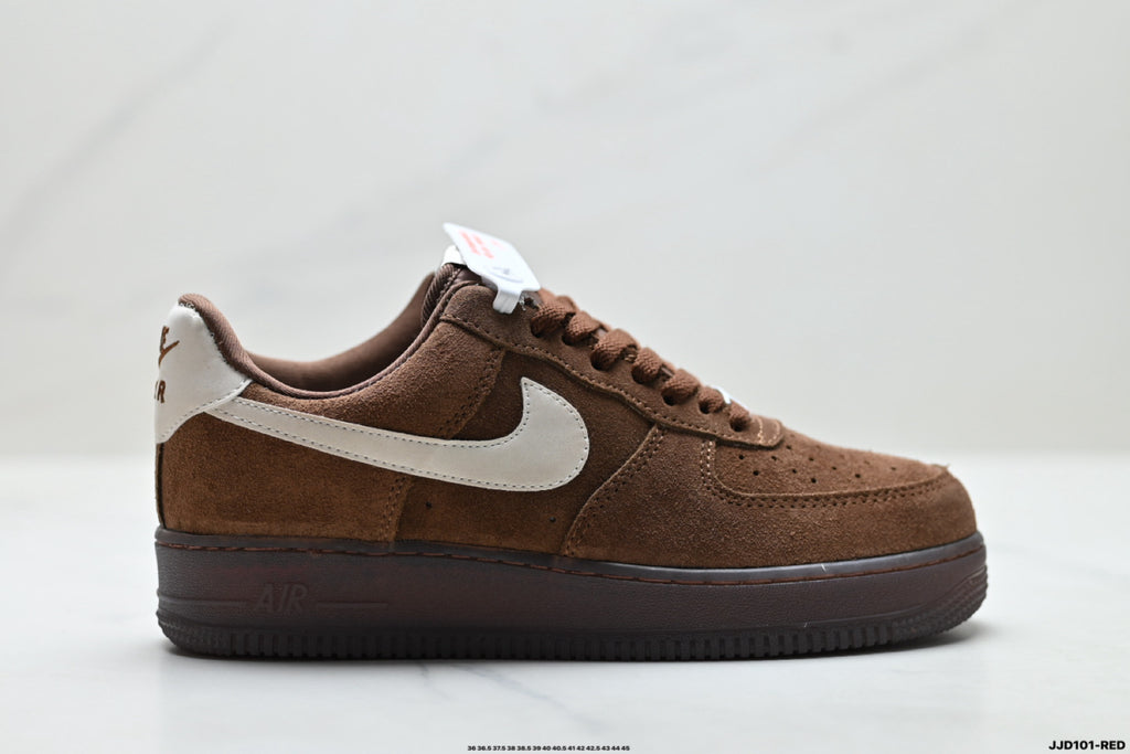 Nike Air Force 1 ’07 Low Brown & Cream Sneakers, Contrast Swoosh Retro Lace-Up Casual Streetwear Shoes