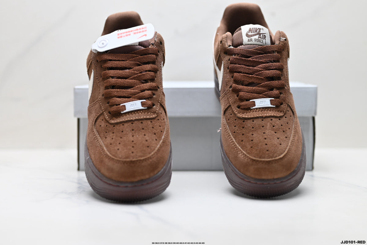 Nike Air Force 1 ’07 Low Brown & Cream Sneakers, Contrast Swoosh Retro Lace-Up Casual Streetwear Shoes