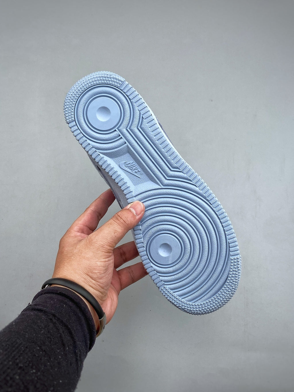 Nike Air Force 1 ’07 Low Light Blue Sneakers, Tonal Swoosh Retro Lace-Up Casual Streetwear Shoes