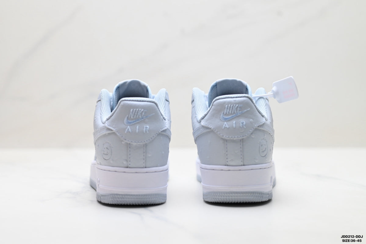 Nike Air Force 1 ’07 Low Light Grey Sneakers with Pink Tongue Accent, Tonal Swoosh Lace-Up Retro Casual Shoes